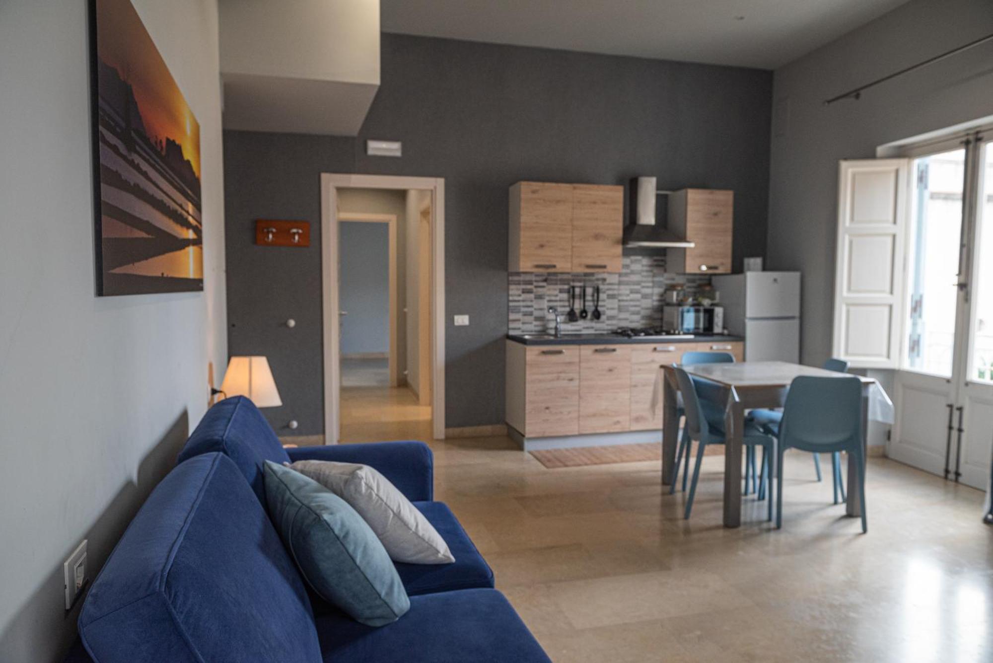 Zibibbo Suites & Rooms - Aparthotel In Centro Storico A Trapani Buitenkant foto