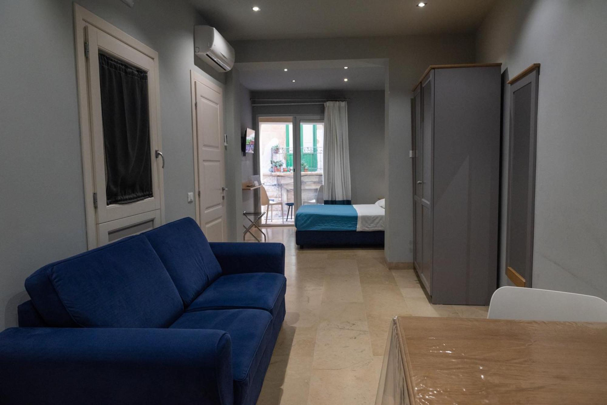 Zibibbo Suites & Rooms - Aparthotel In Centro Storico A Trapani Buitenkant foto