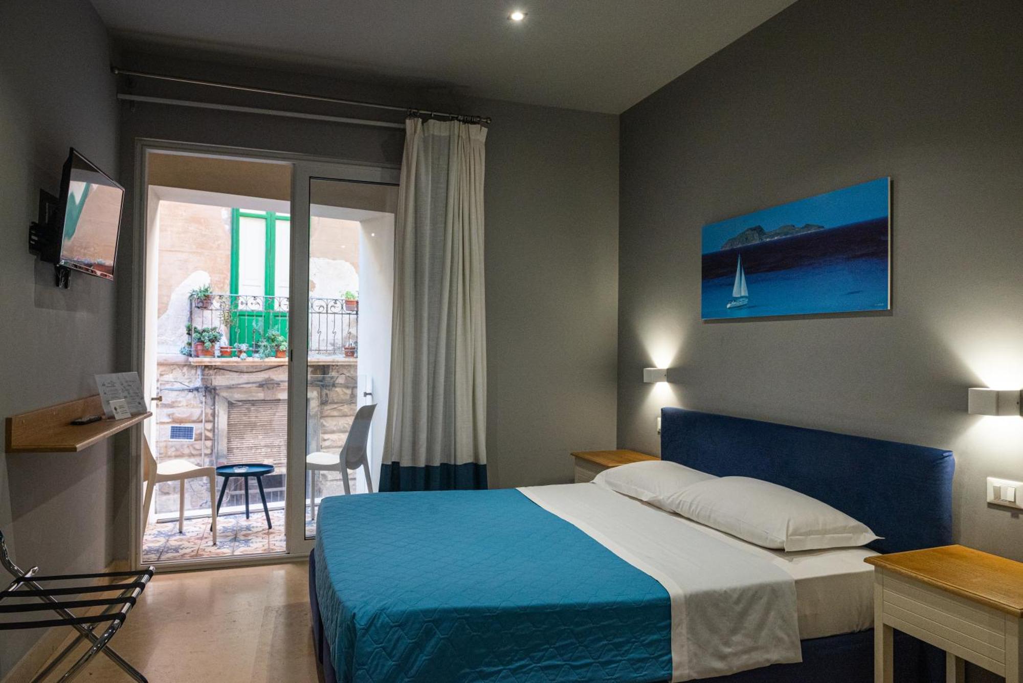 Zibibbo Suites & Rooms - Aparthotel In Centro Storico A Trapani Buitenkant foto