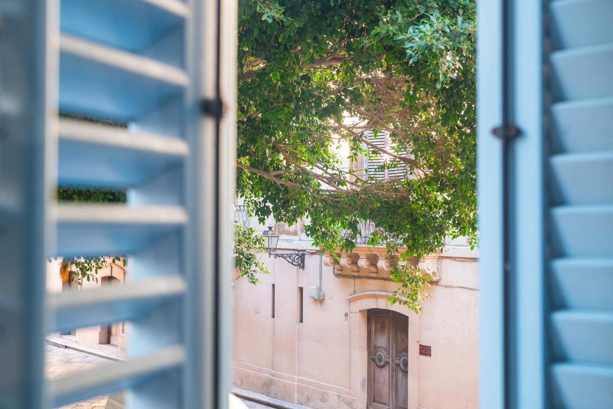 Zibibbo Suites & Rooms - Aparthotel In Centro Storico A Trapani Buitenkant foto